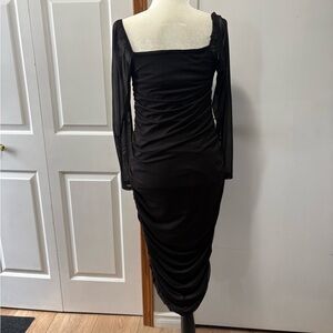 Elegant Black Long Sleeve Dress